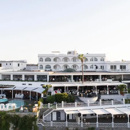 ホテル Il Gabbiano バーコリ